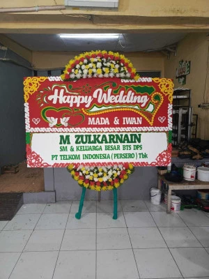 Papan Bunga di Bekasi Cyber Park