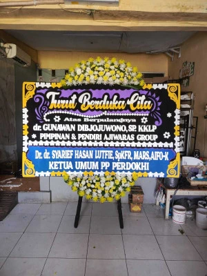 Papan Bunga di Bekasi Cyber Park